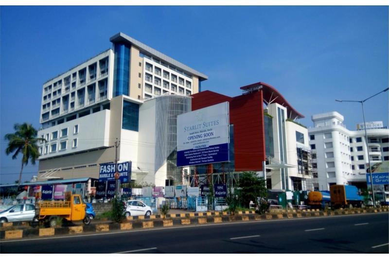 Starlit Suites Kochi Exterior photo